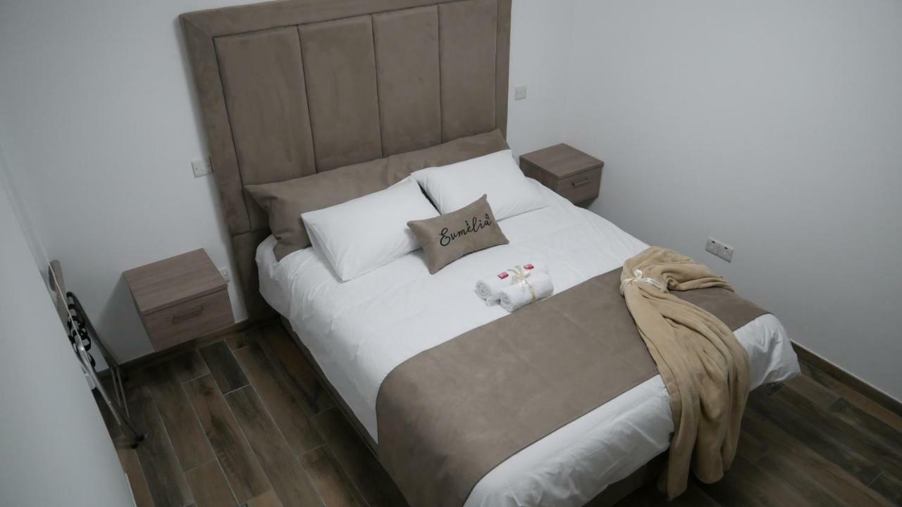Evmelia Kakopetria Suites Ngoại thất bức ảnh